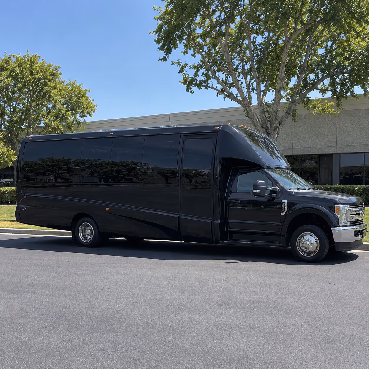 aliso viejo holiday party bus rental