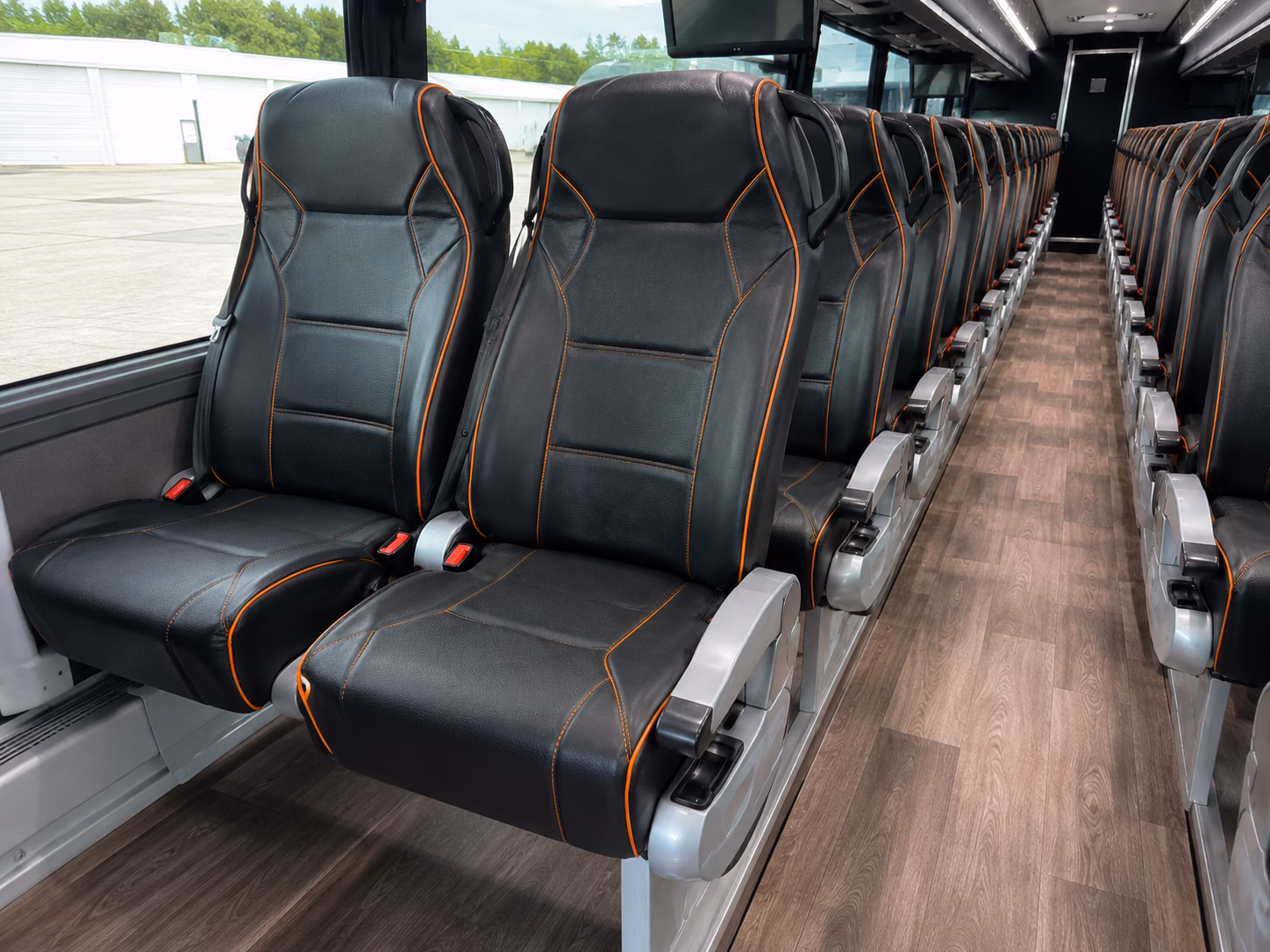 use a charter bus to make sofi stadium game day effortless
